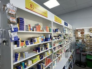 Local Comercial En Primer Piso Con Habilitación De Farmacia