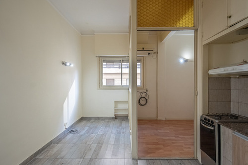 Venta Departamento Monoambiente Dividido Refaccionado Al Frente