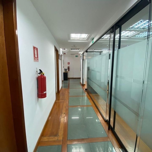 Oficina En Alquiler 150 M2 - Av. Libertador Chacao