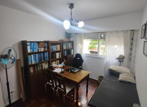 Departamento En Venta - 3 Dormitorios 2 Baños - Cochera - 115mts2 - Olivos