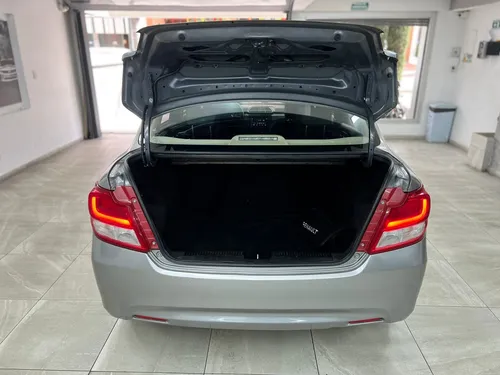 Suzuki Swift Dziere AT 2023
