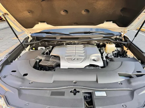 Lexus LX 5.7 570