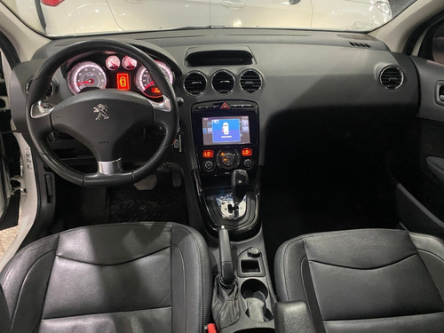 Imagen 9 de 11 de Peugeot 408 1.6 Thp Feline Tiptronic 2016