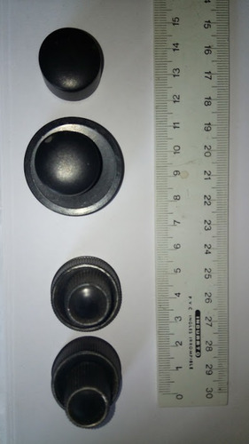 Lote De 4 Perillas+ 3 Bases Negras De Baquelita Para Radio (Usado)