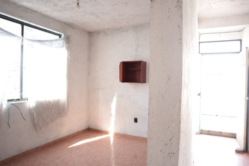 Renta Terreno Tipo Bodega Con Fácil Acceso Y Oficina Cerca Indios Verdes Gam