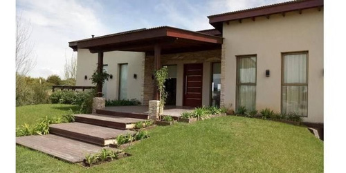Imagen 3 de 13 de Costa Esmeralda - Casa En Venta En Barrio Golf 1