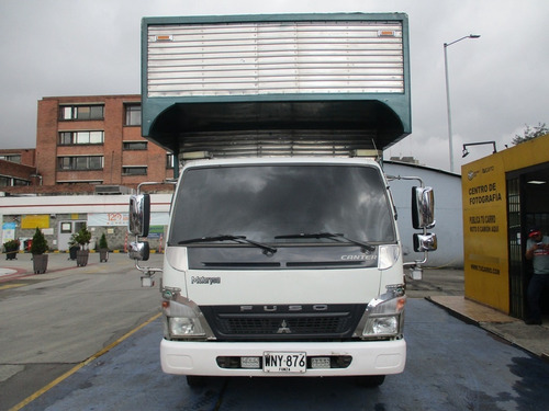 Furgon Mitsubishi Canter Fuso Fe85de6slgp