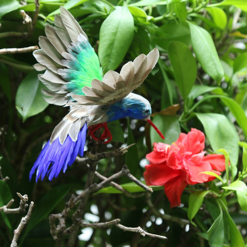 Figura Decorativa De Jardín Con Plumas De Colibrí Artificial