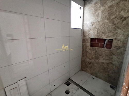 Imagem 11 de 20 de Fco Bernardino / Fontesville - Casa 3/4 (1 Suíte E 1 Demi-suíte) - Ampla Sala Com Lavabo - Amplo Quintal Com Espaço Gourmet - 2 Vagas - Cs2203v1