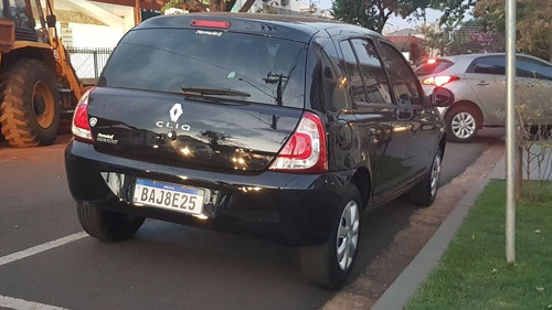 Imagem 11 de 11 de Renault Clio 2016 1.0 16v Expression Hi-power 5p