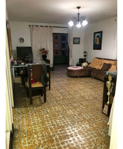 Venta De Casa En Piso 2 - La Estrella (av Principal)