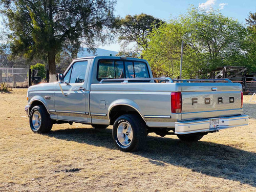 Ford F-250 Xlt