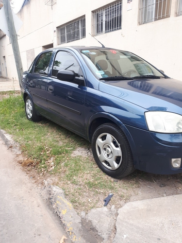 Imagen 11 de 15 de Chevrolet Corsa 1.8 Gl Aa Dh 2007