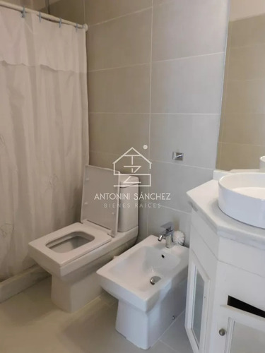 Apartamente Fte Al Mar Alquila Consulte