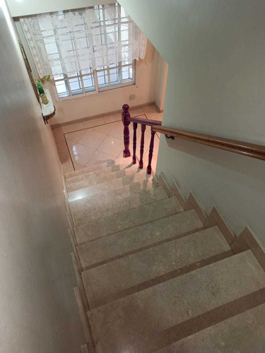 Imagen 10 de 14 de Casa Ph 4 Amb San Justo 3 Dorm,garaje Patio.excelente Estado