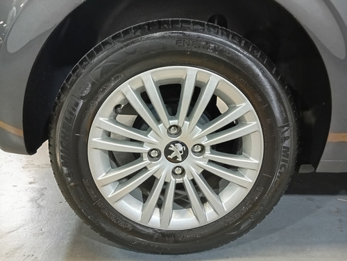 Peugeot 208 1.6 Allure
