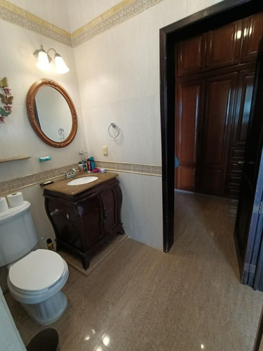 Casa En Lagos Del Sol En Venta