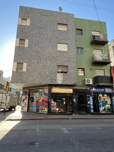 Venta Edificio Esquina Colonia Y Gaboto Renta 6%