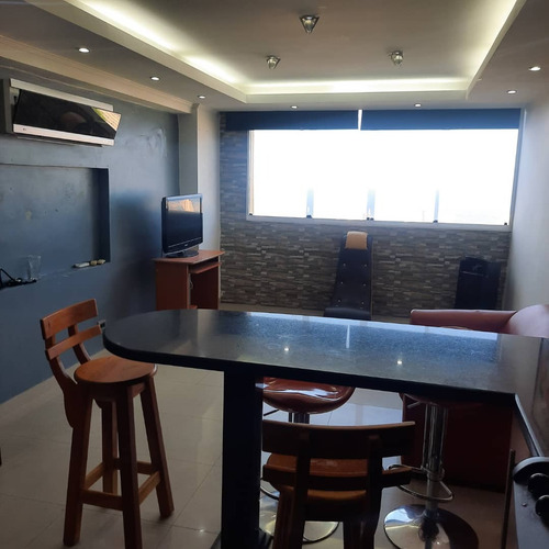 Apartamento En Venta En Club Parquemar La Guaira
