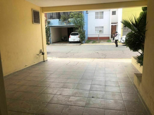 Imagen 2 de 30 de Casa En Venta Frente Al Colegio Argos, Metepec