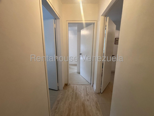 Hermoso Apartamento En Venta En Lomas De Prados Del Este Mv
