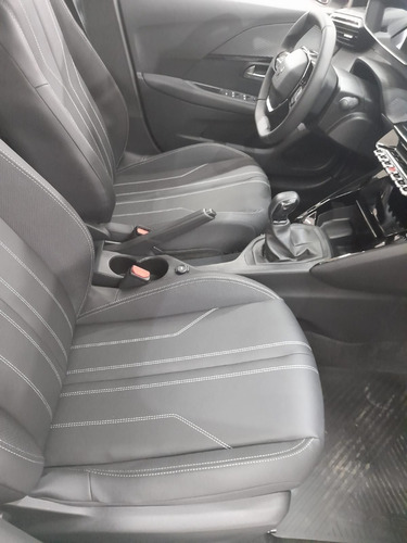 Imagen 13 de 13 de Peugeot 208 1.6 Allure Tiptronic