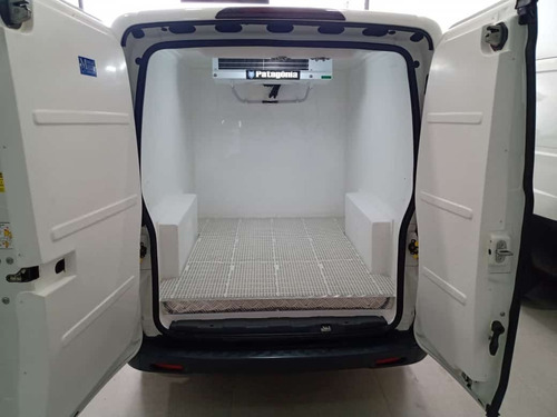 Imagem 5 de 10 de Fiorino Hard Working 2020 Refrigerado-10°