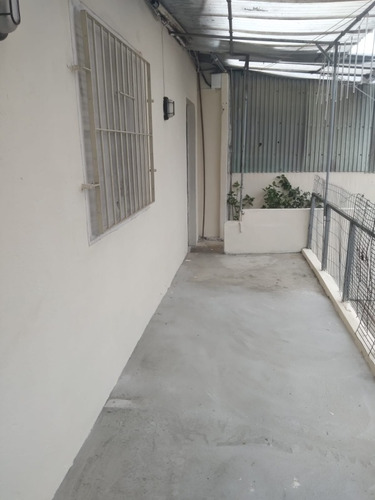 Imóvel Com 3 Dorms, 1125m2 E 2 Vagas De Garagem À Venda - J