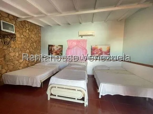 Casa En Venta Los Taques Vgi