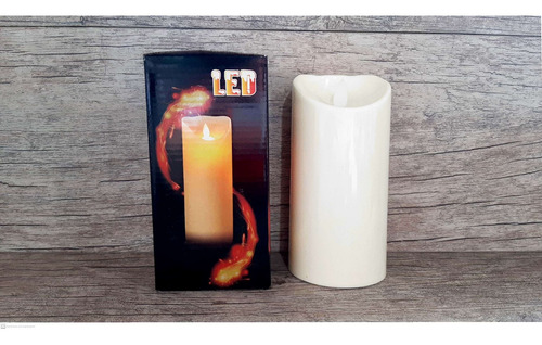Imagem 4 de 5 de Vela Led Artificial Decorativa Luz Viva 19,5cm Pilha Inclusa