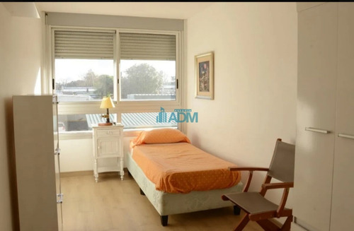 Imagen 9 de 10 de Apartamento De 3 Dormitorios En Maldonado, Bajos Gastos Comunes