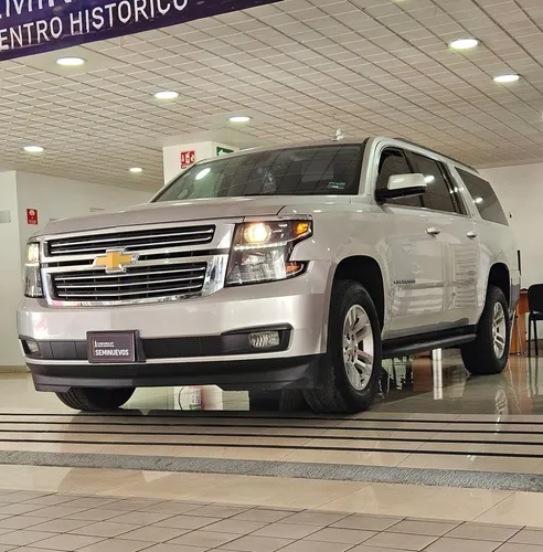 Chevrolet Suburban 5.3 V8 LT Piel 2 Fila Asientos At (B)