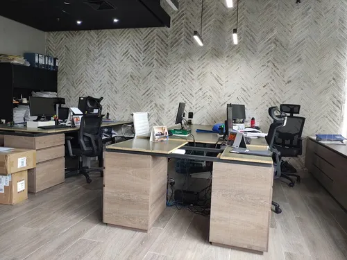 Oficina En Arriendo Ubicada En El Poblado Sector Los Naranjos (24246).