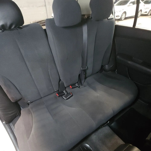 Nissan Tiida 1.8 Visia
