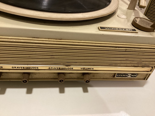 Antiguo Tocadisco Wincofon Stereo S426 Funcionando Beige (Usado)