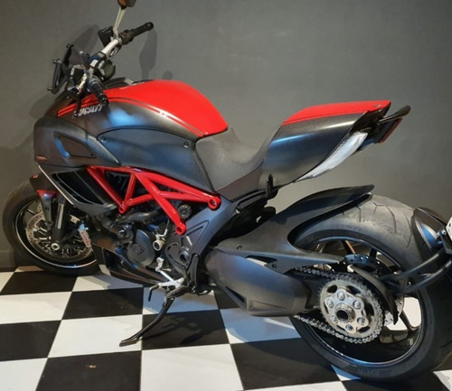 Ducati Diavel 1200