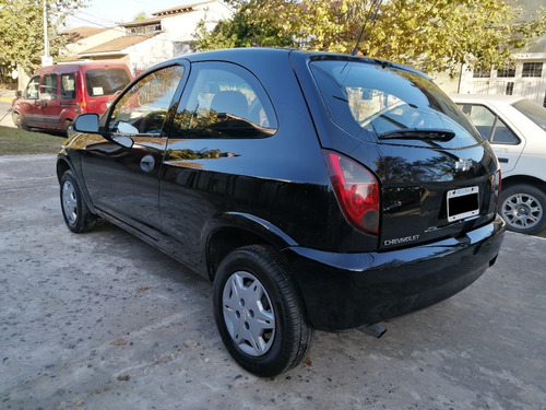Imagen 4 de 10 de Chevrolet Celta Ls 1.4