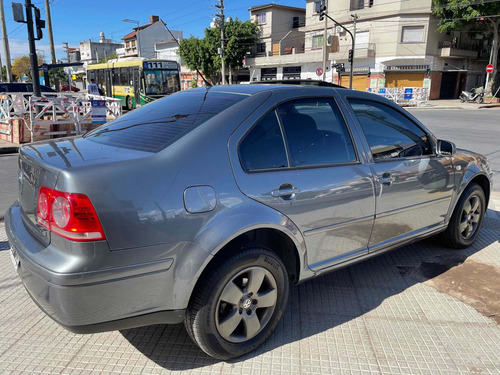 Imagen 6 de 14 de Volkswagen Bora 2012 1.9 Trendline I 100cv