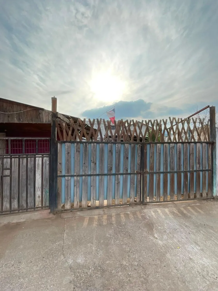Imagen 2 de 23 de Se Vende Casa Con Amplio Terreno En Talagante