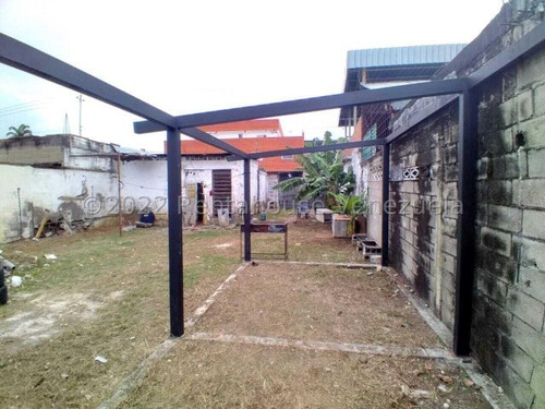 Venta Extenso Terreno Comercial Con 468 Metros, En Un Excelente Punto Comercial Barquisimeto Rc