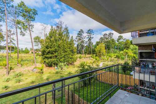Apartamento 2 Dormitorios Con Parrillero En Haras Del Lago