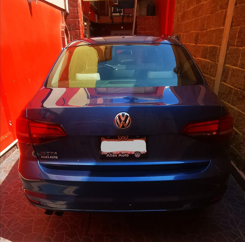 Imagen 4 de 9 de Volkswagen Jetta 2016 2.0 Live Mt