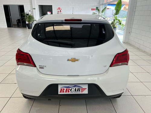 Chevrolet Onix 1.0 Lt 8v Flex 4p Manual