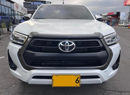 Toyota Hilux 2.4 Diesel 4X4 At