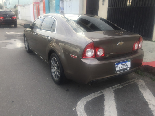 Imagem 2 de 4 de Chevrolet Malibu 2010/2011