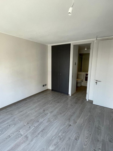 Arriendo Moderno Departamento 1d+1b Los Aliagas 5500 Ñuñoa
