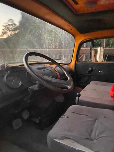 Imagem 3 de 8 de Mercedes Benz 1113
