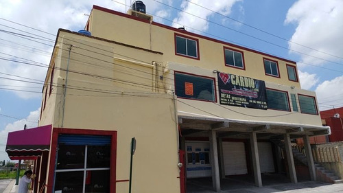 Imagen 3 de 17 de Plaza Comercial En Venta En Toluca.