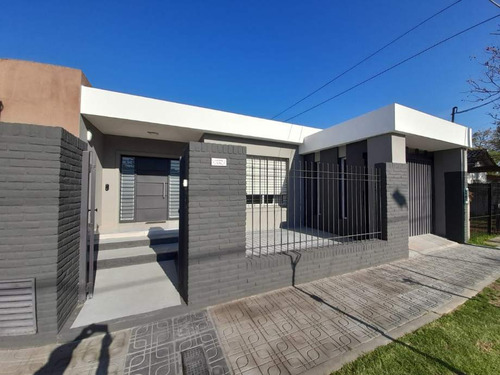 Casa En Venta En Ituzaingo Norte