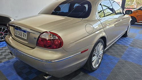 Jaguar S-Type 3.0 V6 Se